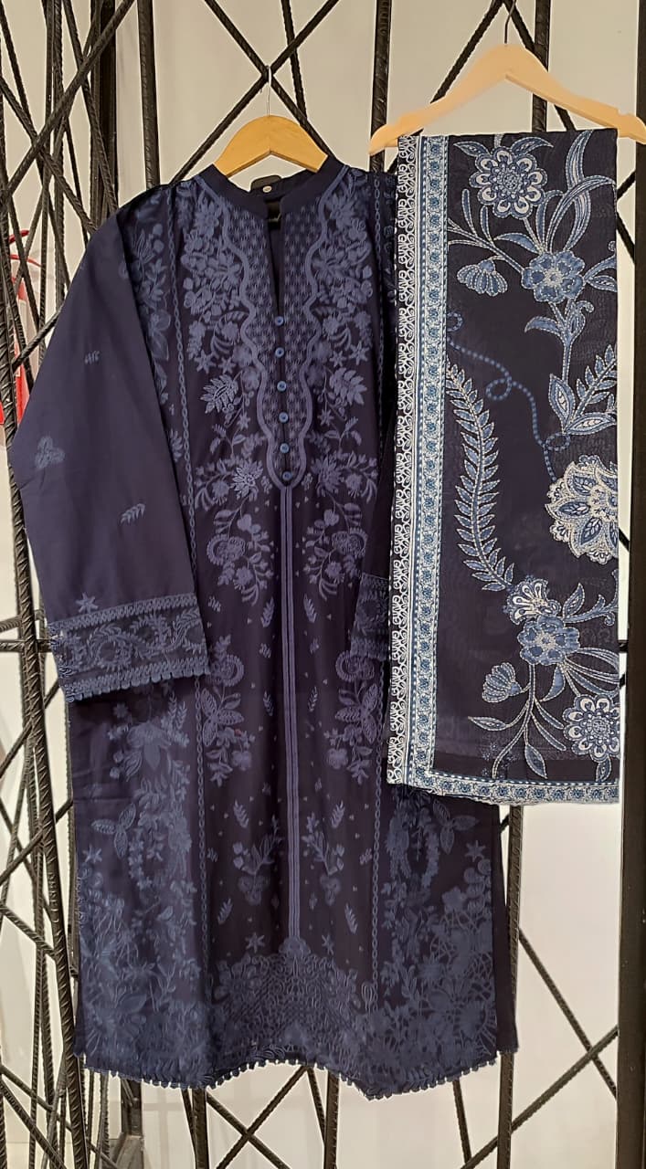 ETHEREAL ETHNIC COLLECTION – EMBROIDERED FESTIVE 3PC