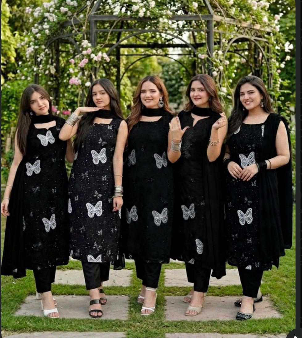 THE MOST FAMOUS DESIGN OF THE YEAR 2026 – BUTTERFLY BLACK EDITION (3PC)