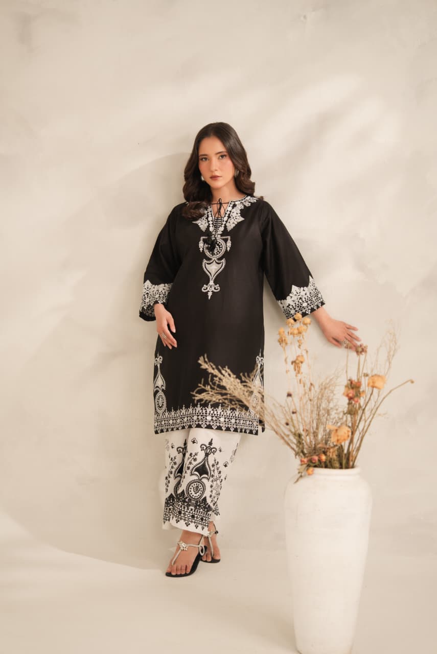 AIZA EMBROIDERY PREMIUM COLLECTION – 2PC (SHORT SHIRT & PLAZO)