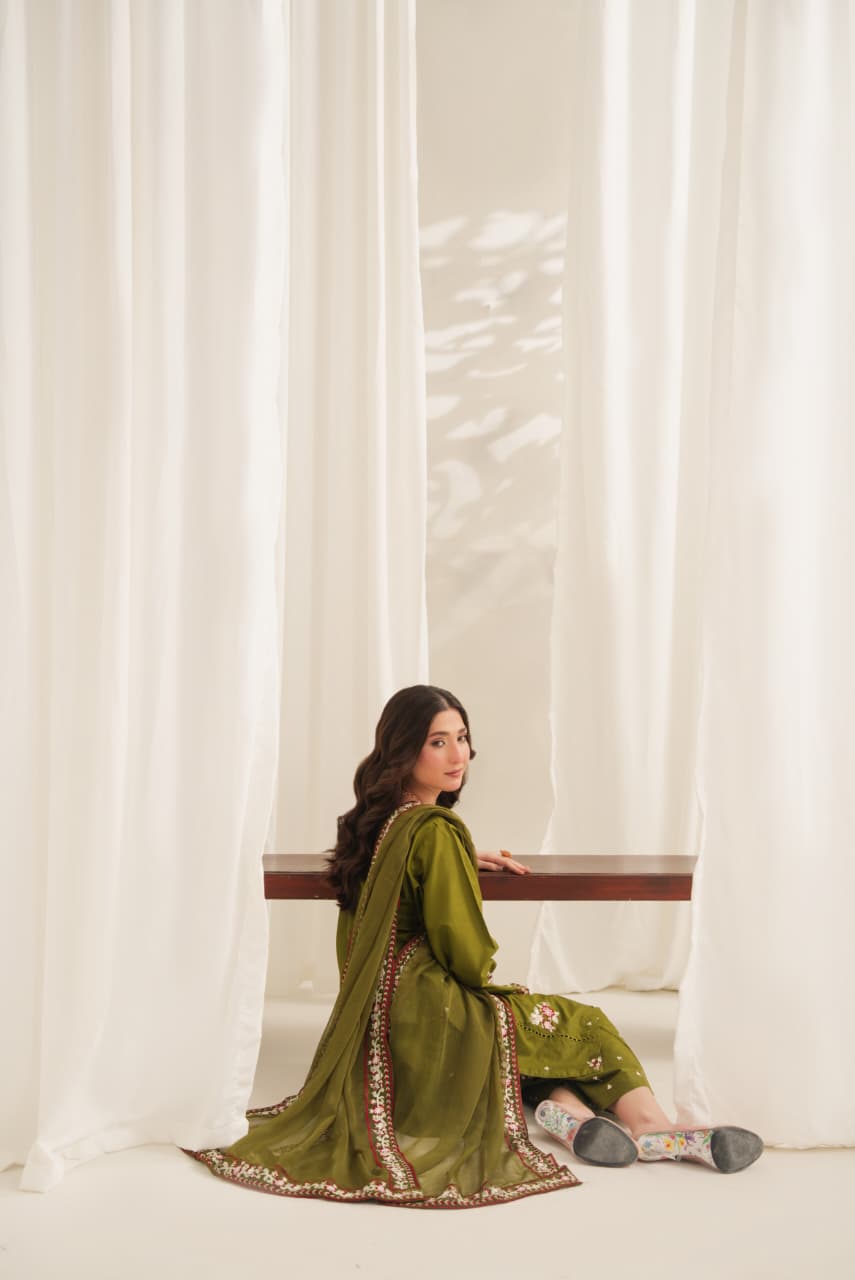 ANARKALI EMBROIDERED 3PC