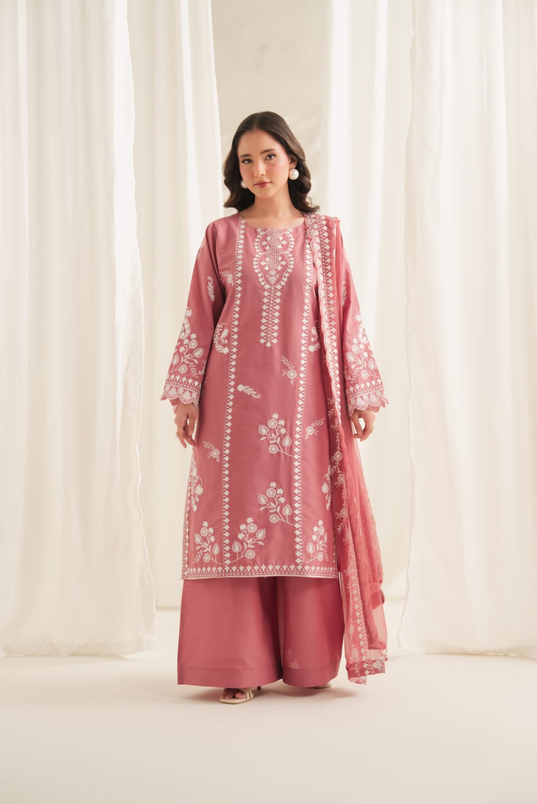 ELAAN EMBROIDERED 3PC (PLAZO)