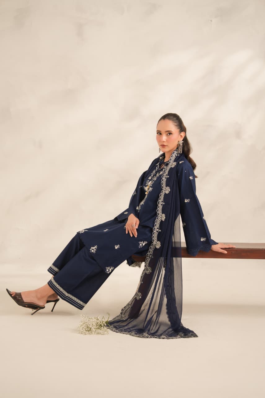 GUL-E-JAN EMBROIDERED 3PC (PLAZO)