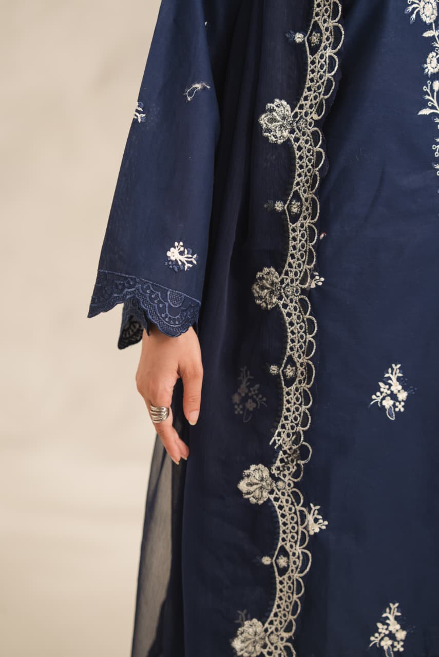 GUL-E-JAN EMBROIDERED 3PC (PLAZO)