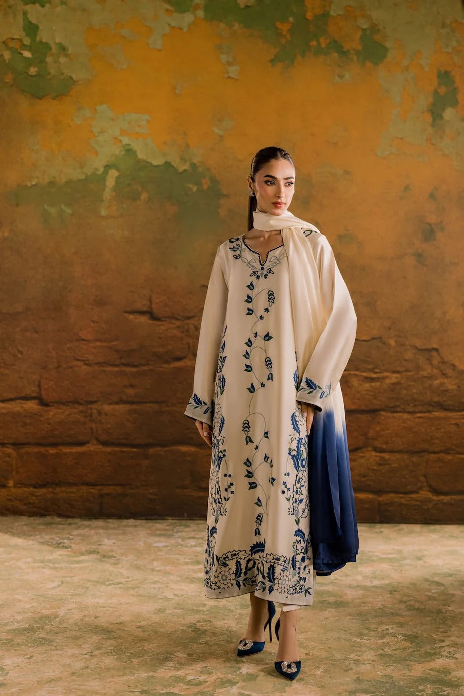 AARINA BLUE EMBROIDERED 3PC