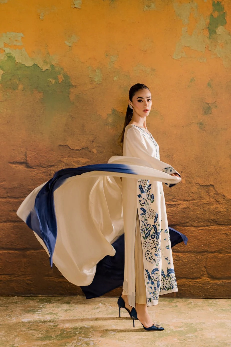 AARINA BLUE EMBROIDERED 3PC