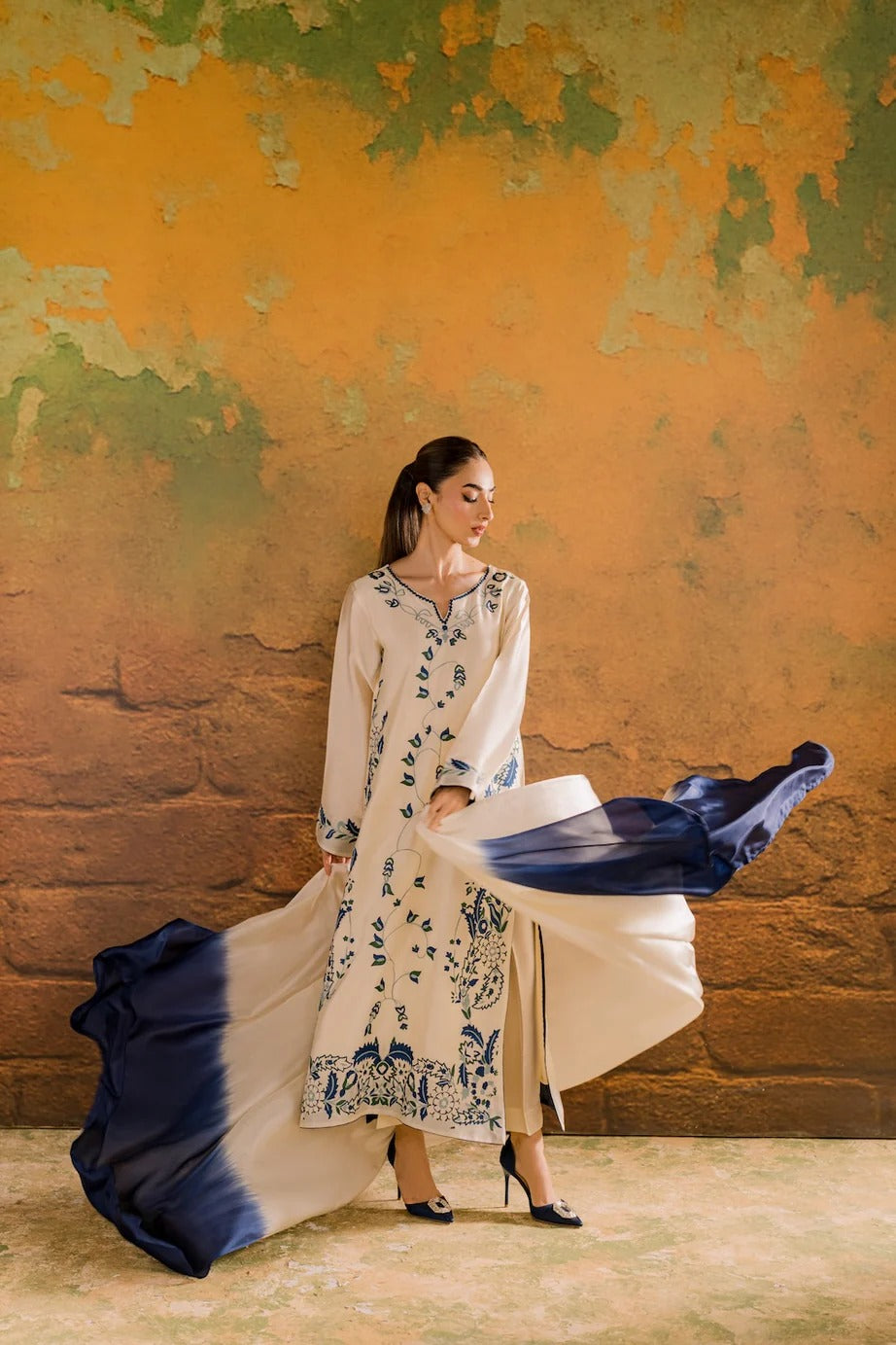 AARINA BLUE EMBROIDERED 3PC