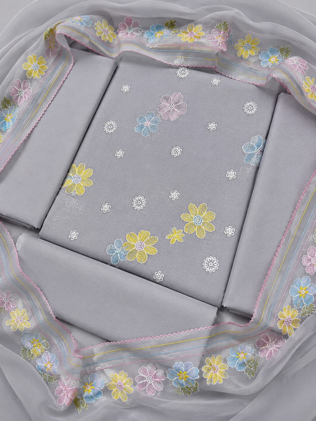 LUXURY EMBROIDERED LAWN COTTON 3PC (WITH CHIFFON DUPATTA)