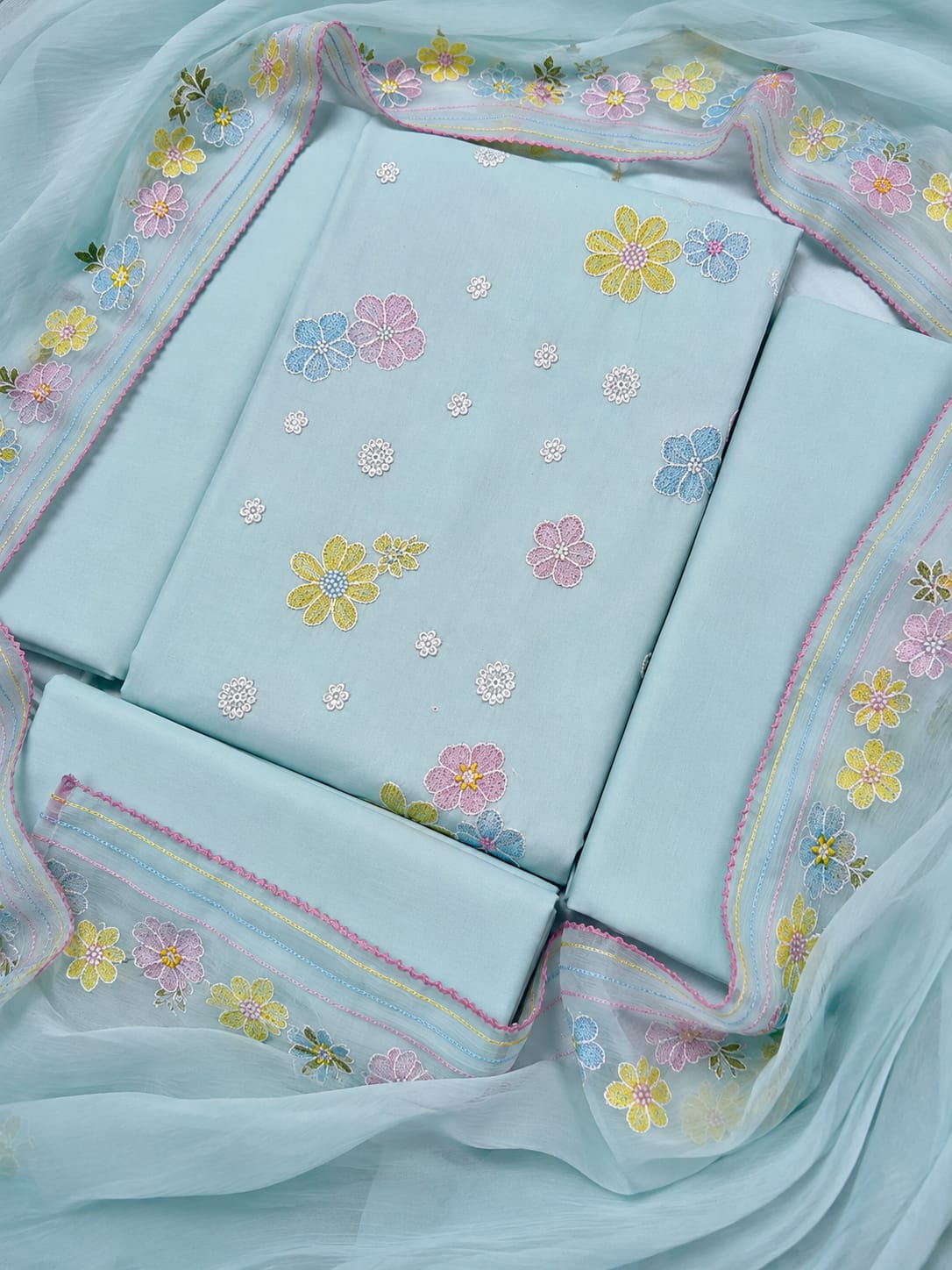 LUXURY EMBROIDERED LAWN COTTON 3PC (WITH CHIFFON DUPATTA)