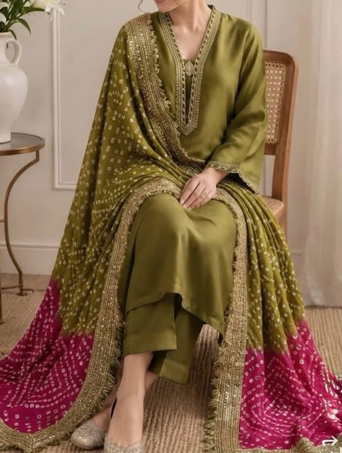 CHUNRI MEDIUM SILK DUPATTA 3PC SUIT