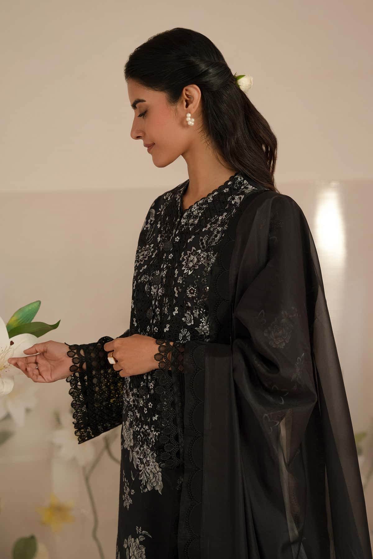 Afrozeh Lupine - Andaz By Uneza Fazeel