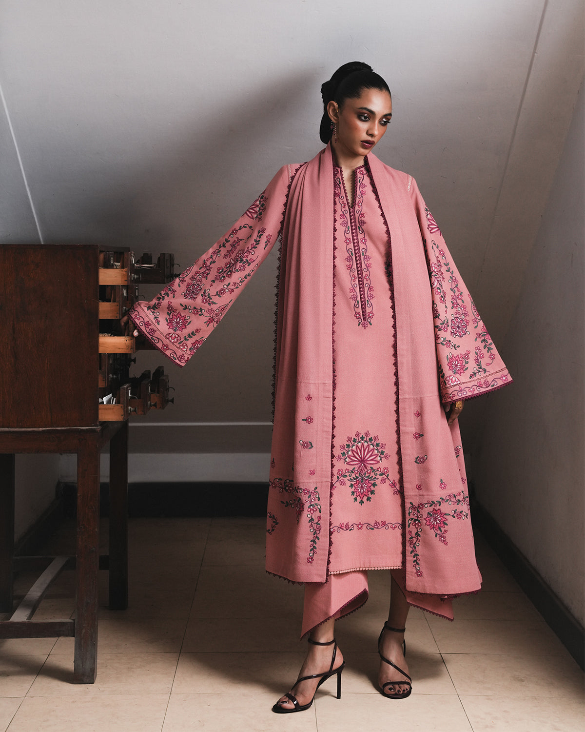 Jugnu Dahlia – Rose Gold Embroidered Karandi 3PC Suit