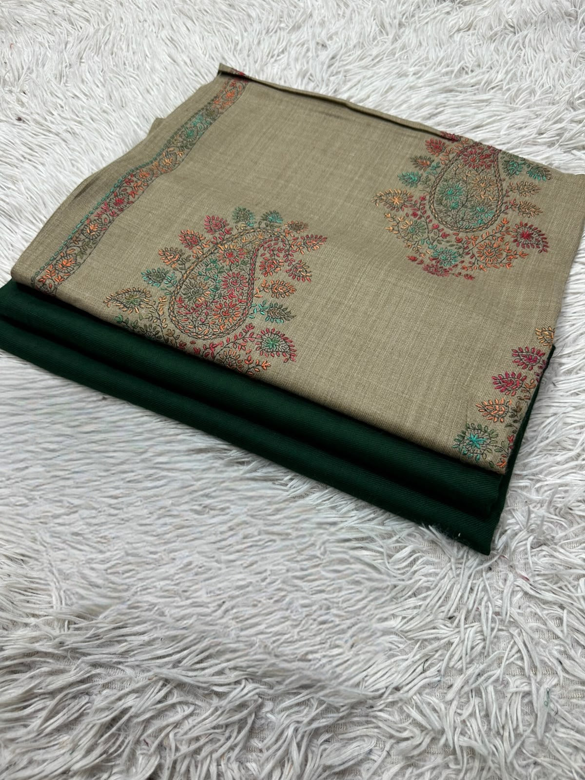 Pashmina 3PC Suit with Kashmiri Embroidered Shawl – Design 10 (Beige & Green)