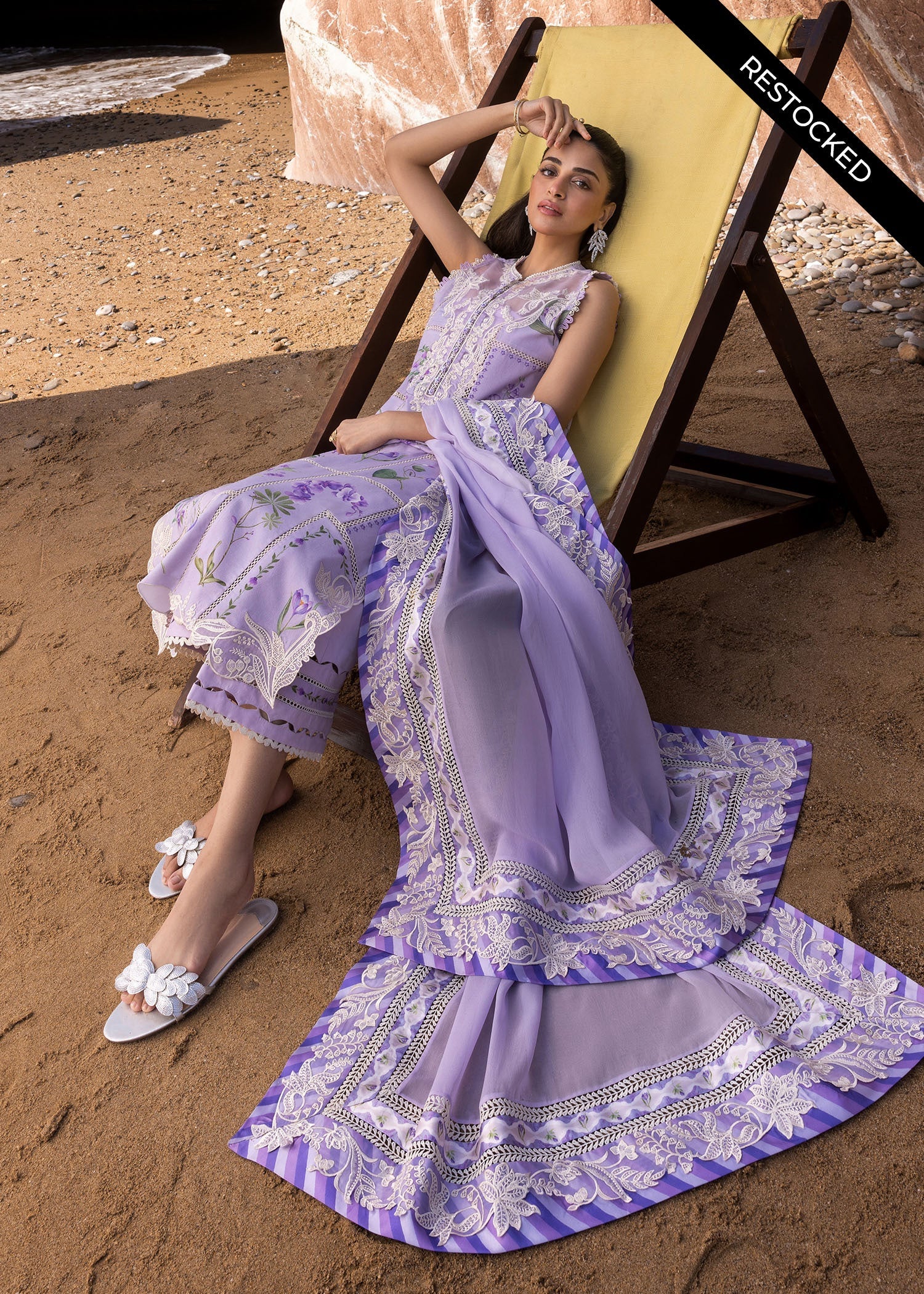 Crimson a girl in the garden - d7 a