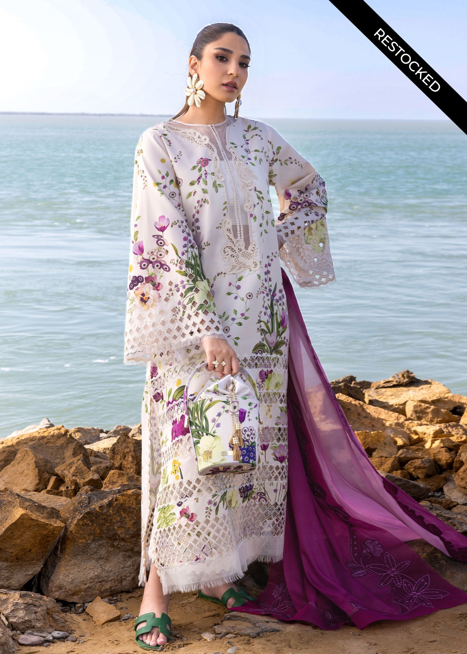 Crimson bloom bold - d4 a